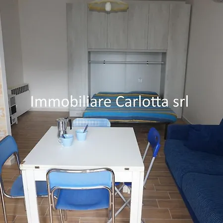 Aurora 5 Apartman *