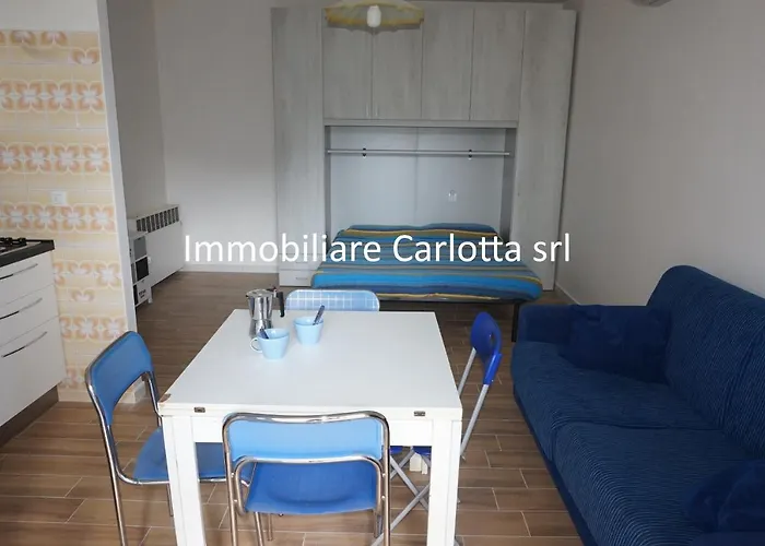 Aurora 5 Apartman *